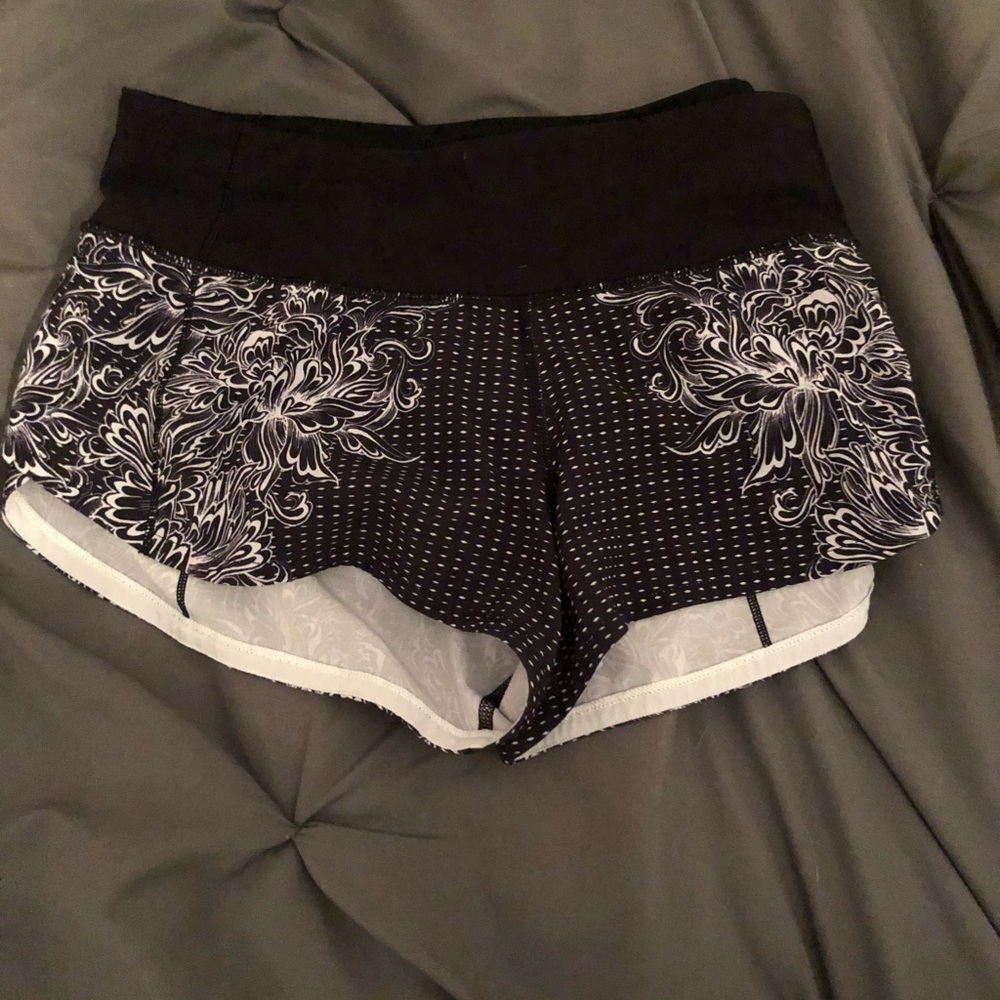 Lululemon Speed Up Shorts size 2